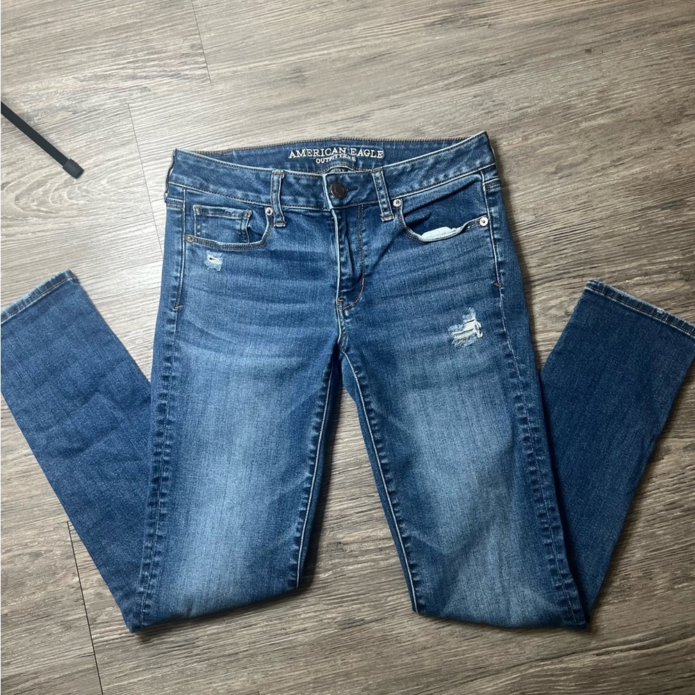 American Eagle Outfitters Women's Distressed Blue Skinny Jeans